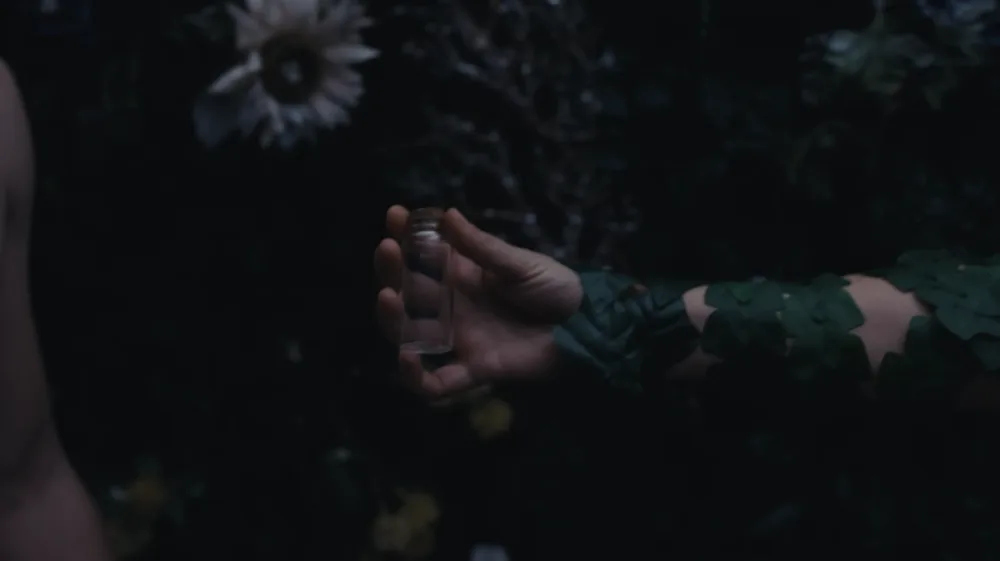 Still from Eyes Eat First